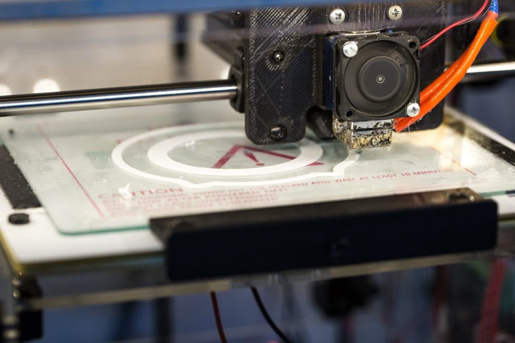 An image displaying how additive manufacturing and 3D printing systems are a big component of Industry 4.0 technologies.