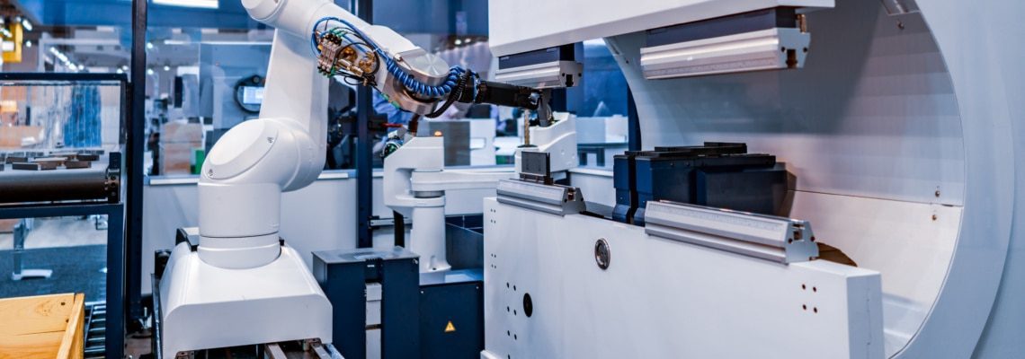 an image of robotic arm automated production in industrial automation which can be used to leverage a digital twin in an ERP production environment simulation